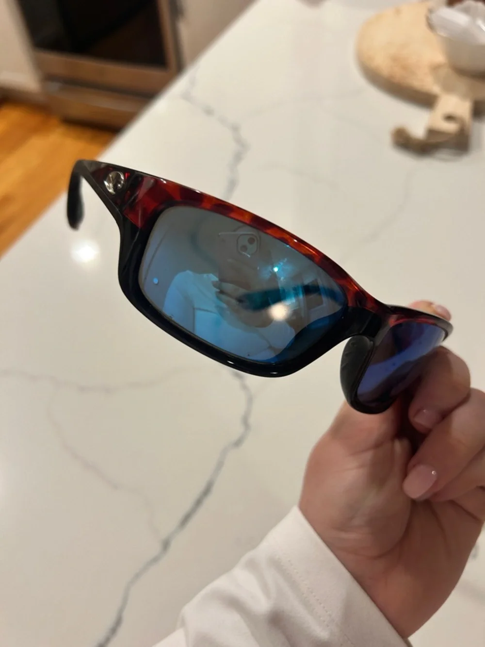 Costa Jose Tortoiseshell Frame Sunglasses with Blue Lenses - Picture 6 of 7